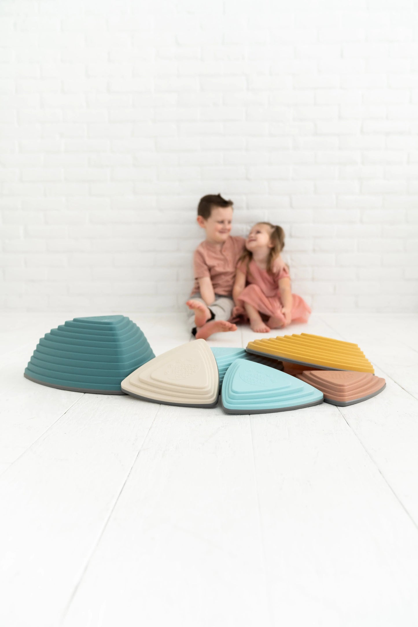 Everett & Avery Balance Stepping Stones- Sensory Stepping Stones – BrightSprig