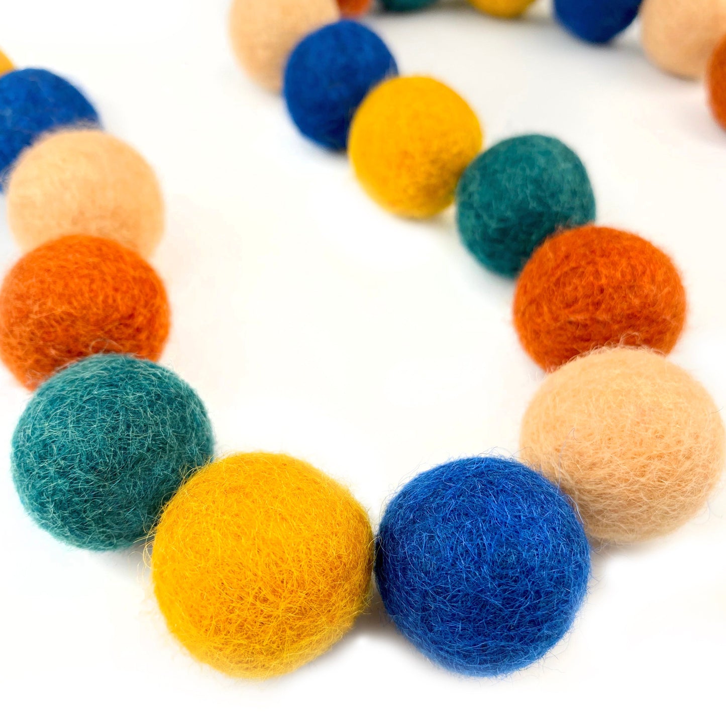 Wildflower Woodland Adventure Wool Felt Balls for Crafts & Sensory Play (50 Pack) – BrightSprig