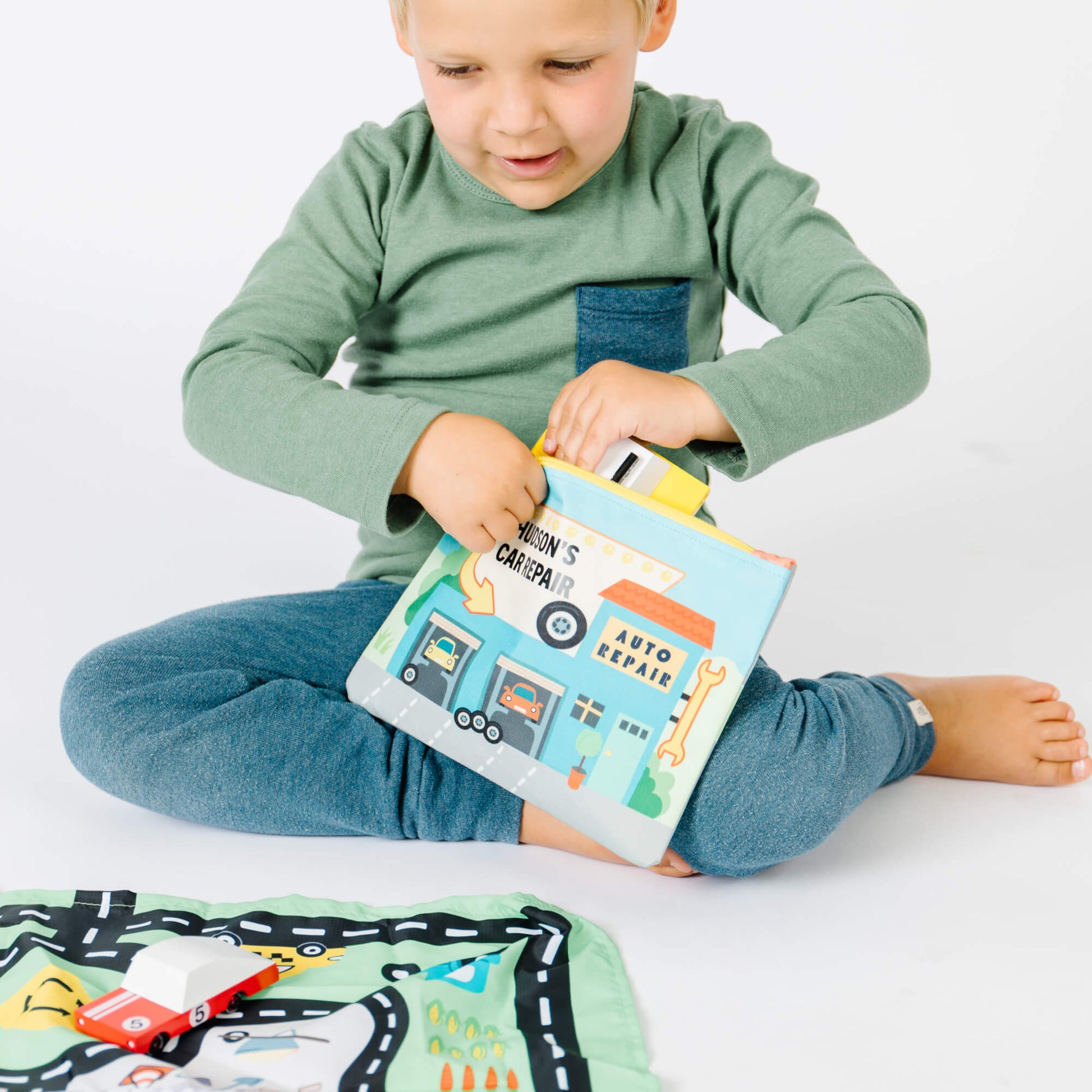 Toy Car Mat with Cars - All-in-One Travel Play Set – BrightSprig